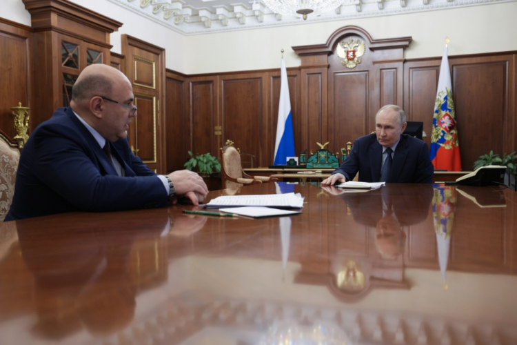Putin sets government task of reducing inflation in 2025