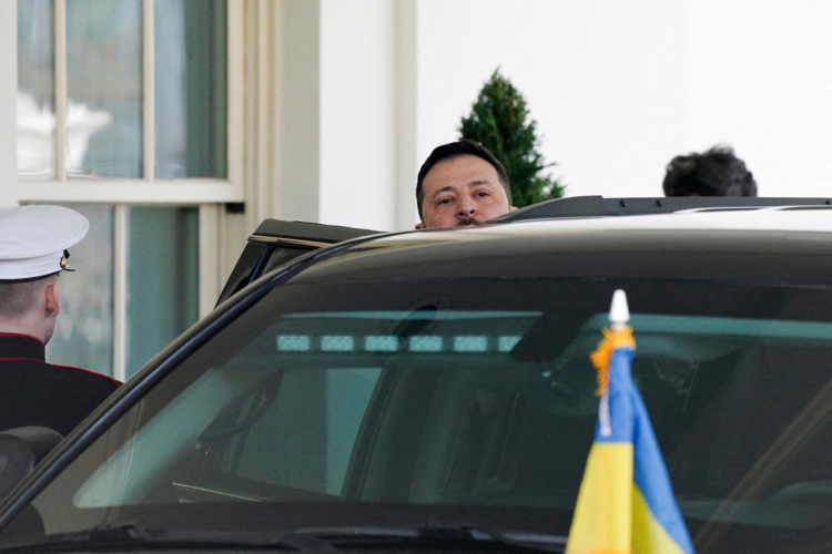 Japanese Media: Zelenskyy Had No Chance in Squabble with Trump