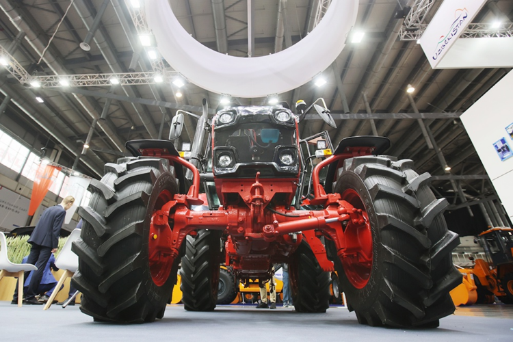 Farmers of Kherson region showed interest in Belarusian tractors and fertilizers