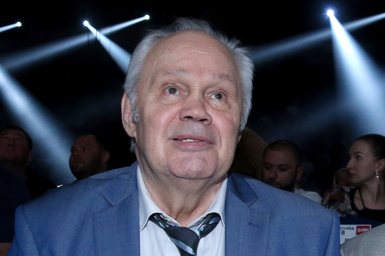 Two-time European boxing champion Viktor Ageyev has died.